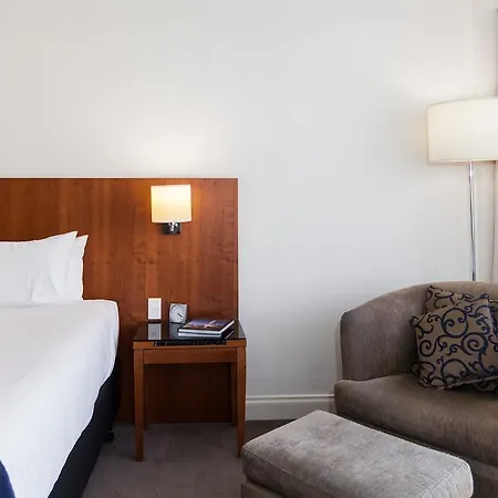 Majestic Roof Garden Hotel Adelaide Room photo