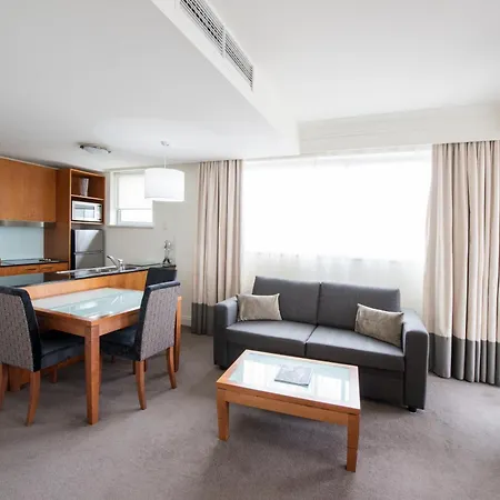Majestic Roof Garden Hotel Adelaide Exterior photo